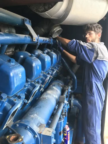 انجام سرویس‌های دوره‌ای و پیشگیرانه